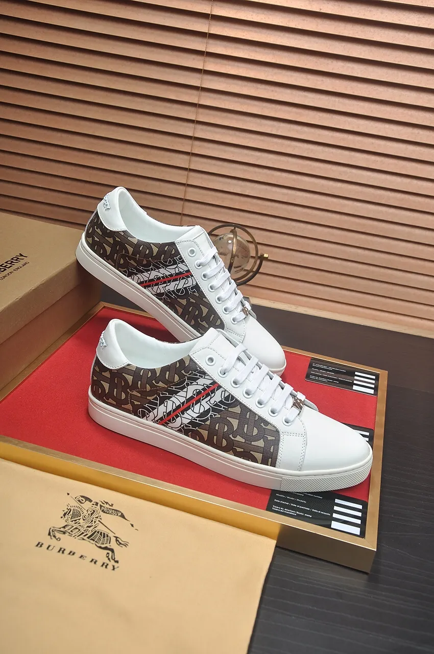 Men's shoes💰480💶[Burberry] (cowhide lining) classic low-top sneakers｜Imported cowhide with classic plaid fabric｜Cow leather lining｜Original outsole｜Fine workmanship and comfortable to wear Size: 38-44 (customized at 45)